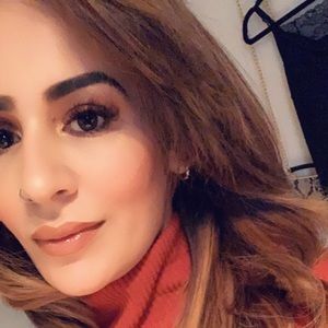 Meet your Posher, Nadia